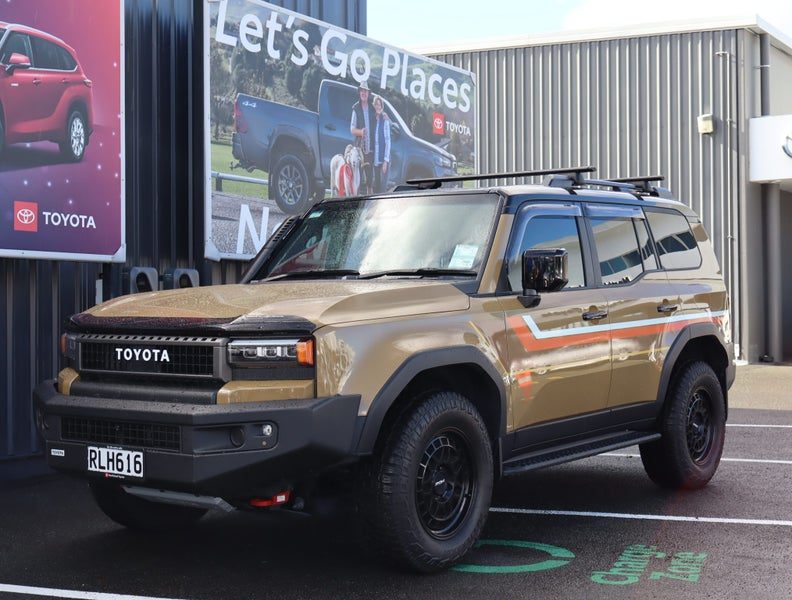 2025 Toyota Land Cruiser Prado Adventure