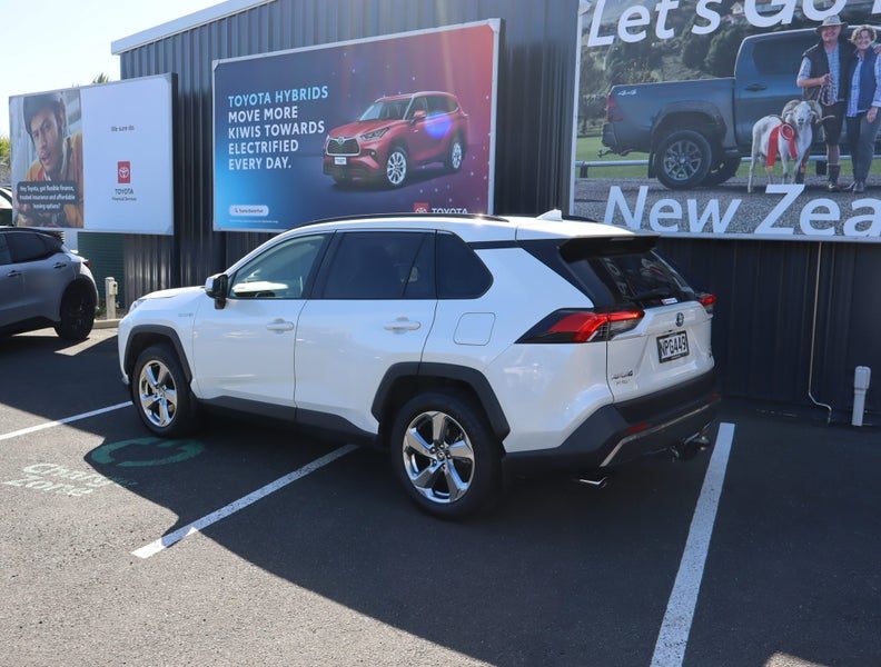 2021 Toyota RAV4 GXL 2.5P HV ECVT AWD SUV/5D/5S, photo 3