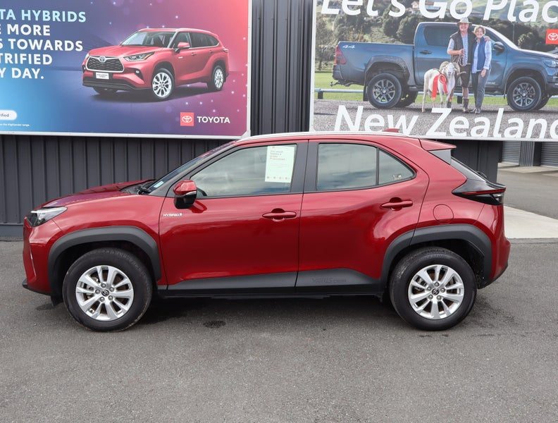 2023 Toyota Yaris Cross GX, photo 3