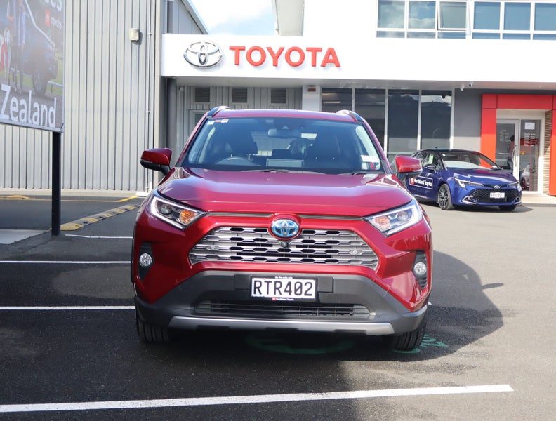 2021 Toyota RAV4 Limited, photo 2