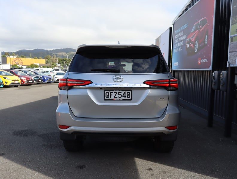 2023 Toyota Fortuner GXL 2.8DT 6AT 4WD WG/5D/7S, photo 3