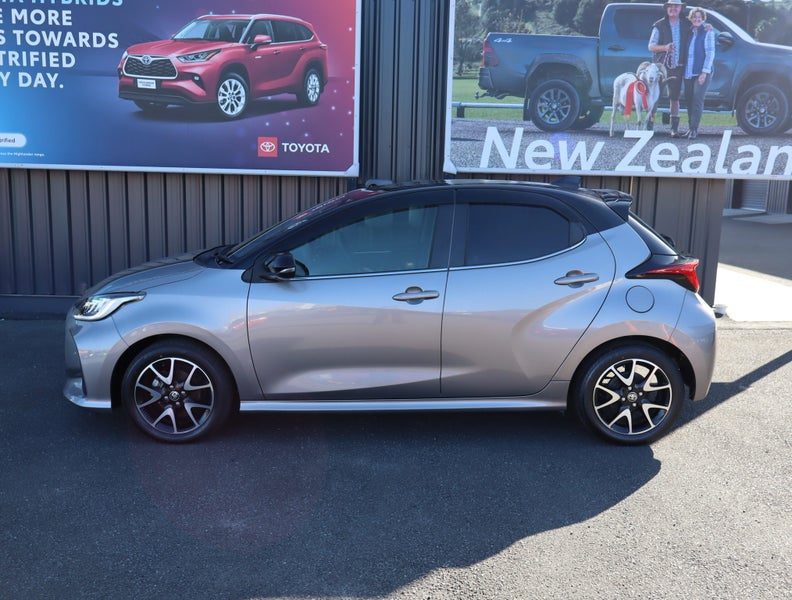 2020 Toyota Yaris 1.5 Hybrid Z 5 Dr Hatch CVT 2WD, photo 3