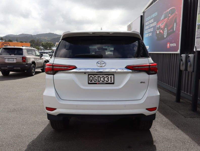 2023 Toyota Fortuner GXL 2.8DT 6AT 4WD WG/5D/7S, photo 3