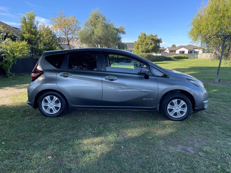 2017 Nissan Note 1.2L Hybrid, photo 2