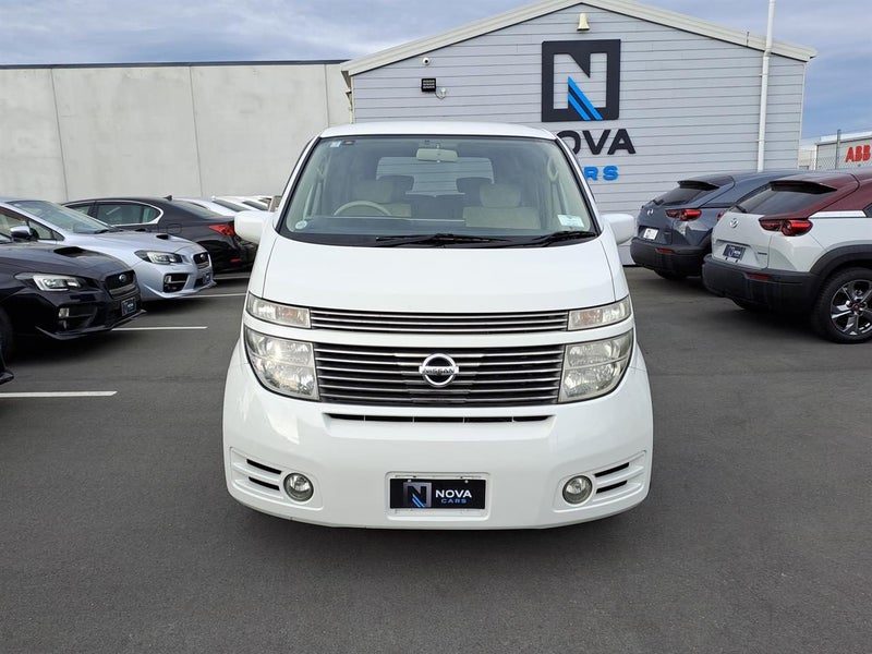 2004 Nissan Elgrand 3.5 V Low Km One Owner, photo 2