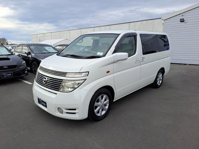 2004 Nissan Elgrand 3.5 V Low Km One Owner, photo 3