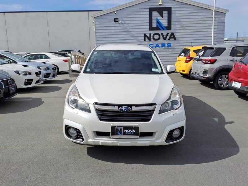 2013 Subaru Outback 2.5i EyeSight S Pkg, photo 2