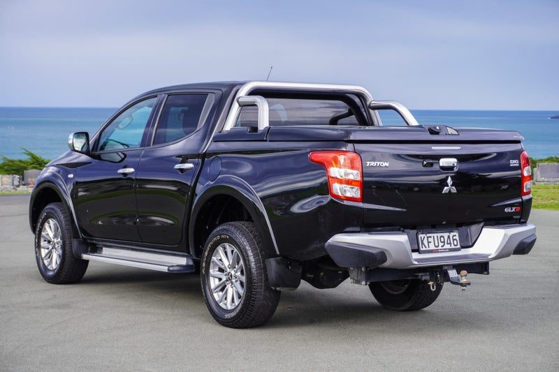2016 Mitsubishi Triton GLXR, photo 3