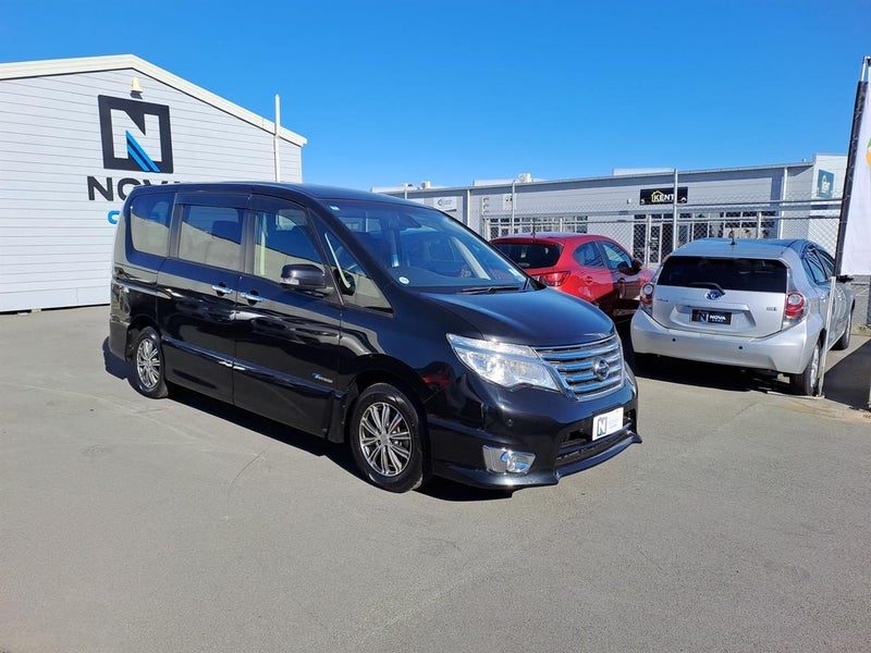 2014 Nissan Serena 2.0 Highway Star S-Hybrid