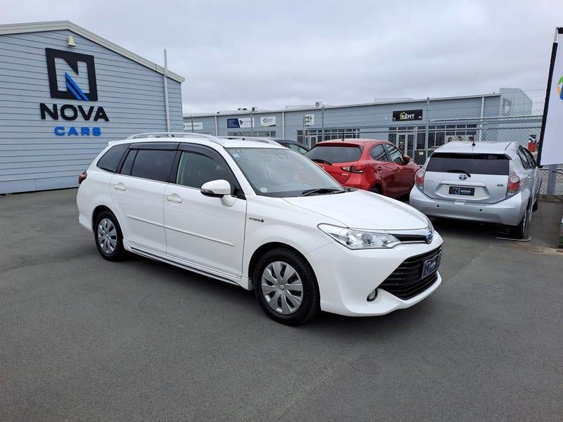 2015 Toyota Corolla Fielder 1.5 G Hybrid Facelift