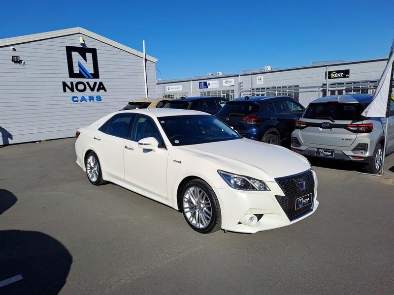 2013 Toyota Crown Hybrid 2.5 Athlete S