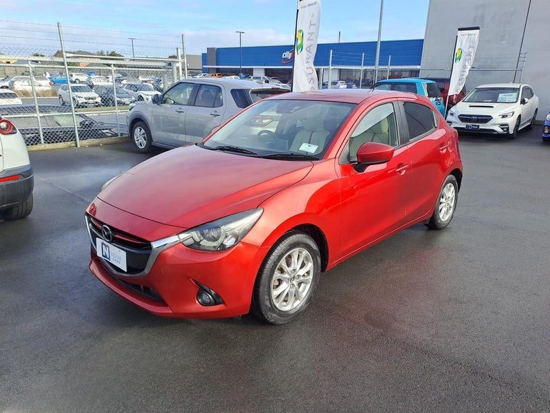 2014 Mazda Demio 13S L Pkg New Shape Low Km, photo 3