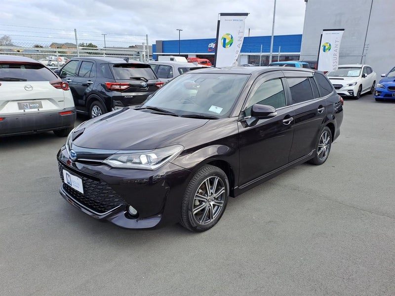 2015 Toyota Corolla Fielder 1.5 G Hybrid Aero WxB, photo 3