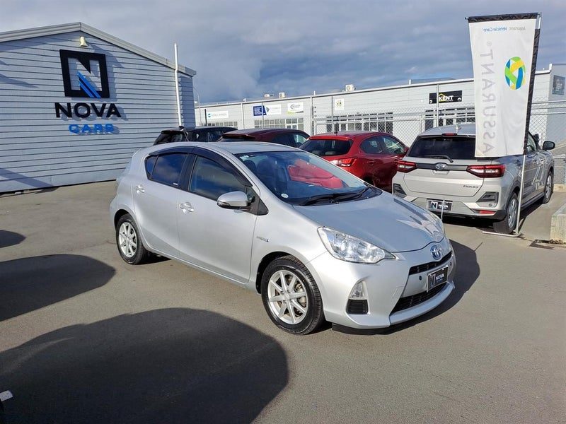 2012 Toyota Aqua 1.5 S Hybrid Low Km