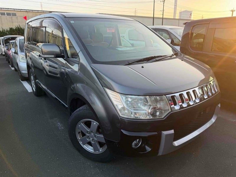 2012 Mitsubishi Delica 2.0 D5 G Power Pkg 7 Seats