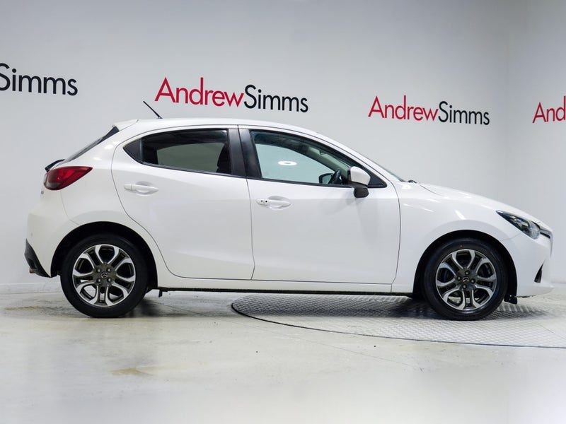 2016 Mazda 2 GSX 1.5P 6MT 5Dr Hatch, photo 3