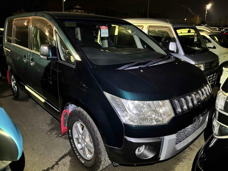 2012 Mitsubishi Delica 2.0 D5 G Power Pkg 8 Seats