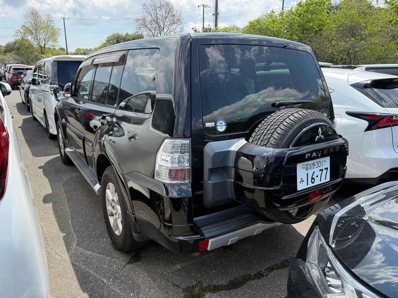 2013 Mitsubishi Pajero 3.2 LWB Exceed 4WD Diesel, photo 2