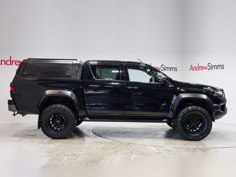 2022 Toyota Hilux SR 5 Cruiser, photo 3