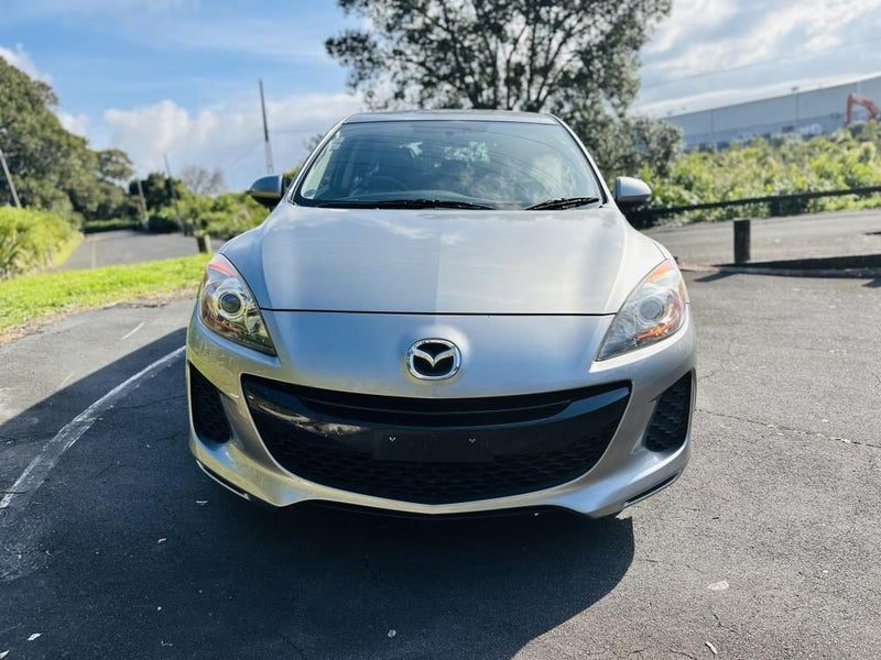 2012 Mazda Axela SPORTS !! STUNNING ALLOYS !!, photo 2