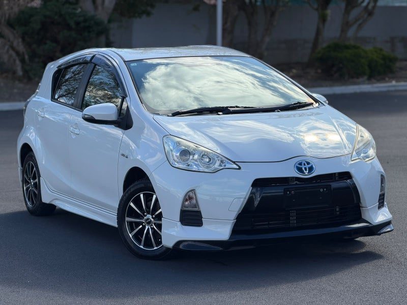2014 Toyota Aqua S