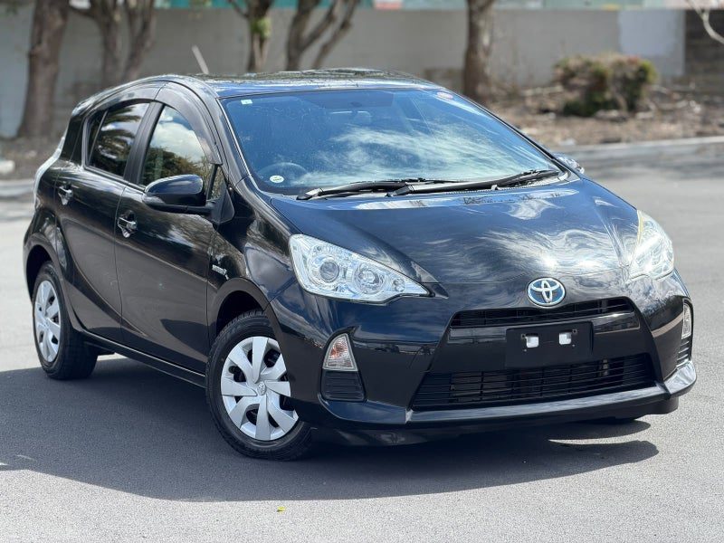 2015 Toyota Aqua Hybrid