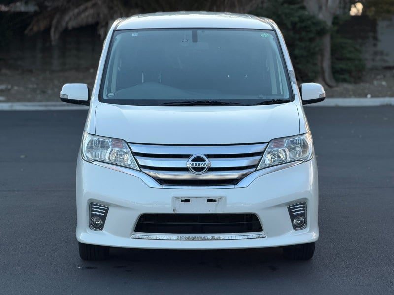 2013 Nissan Serena Highway Star, photo 3