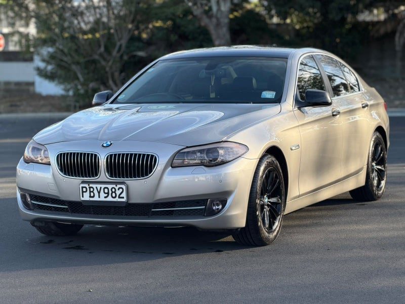 2012 BMW 523i, photo 3