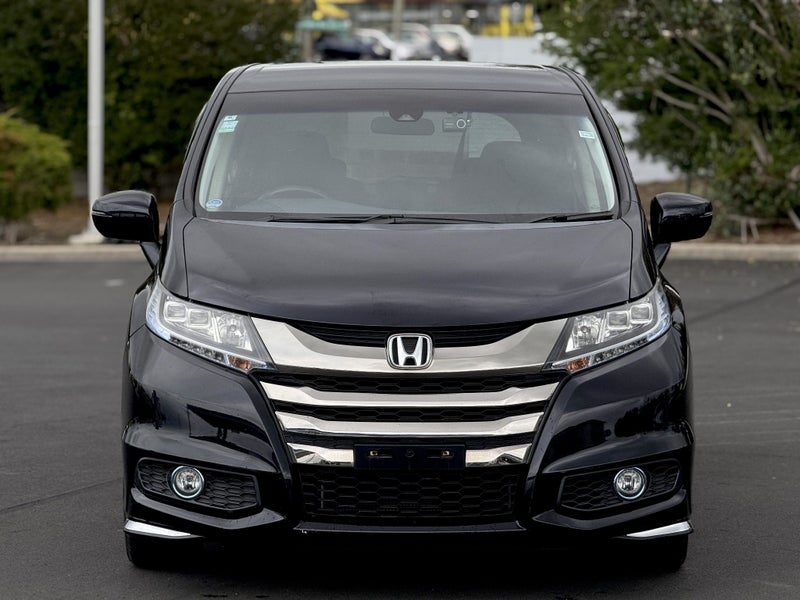 2016 Honda Odyssey Absolute, photo 3