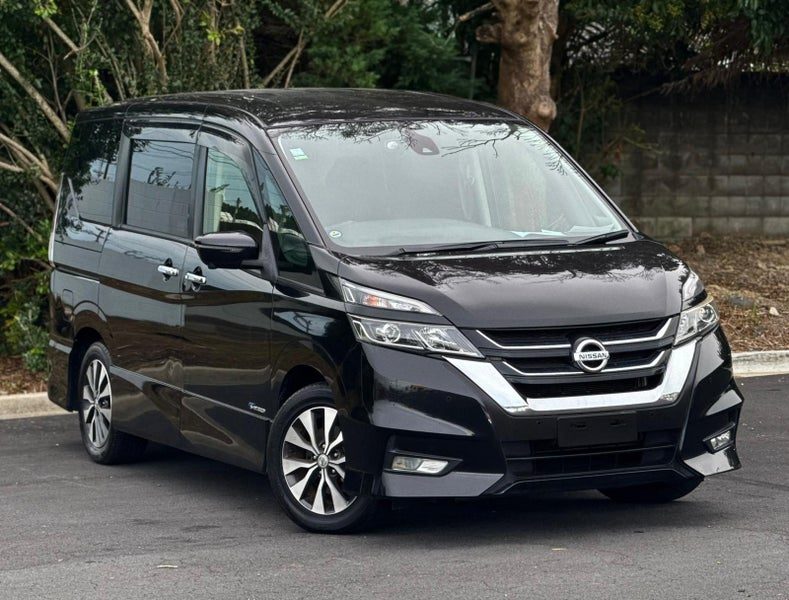 2017 Nissan Serena HYBRID *Highway Star*