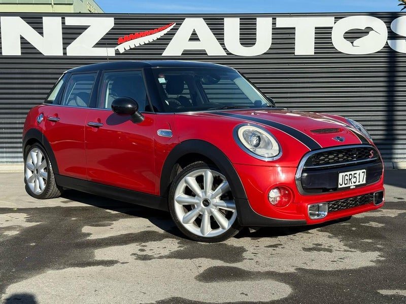 2015 MINI Cooper S JCW Design, NZ New