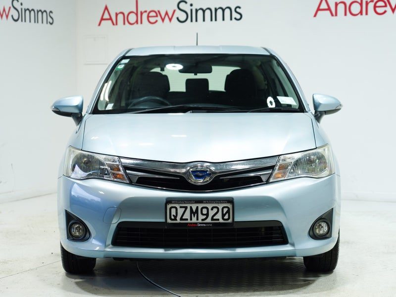 2014 Toyota Corolla Fielder Hybrid 1.5PH 5DR Wagon, photo 3