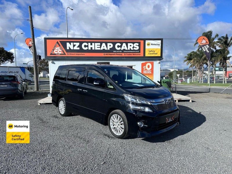 2012 Toyota Vellfire 8 Seater!!!