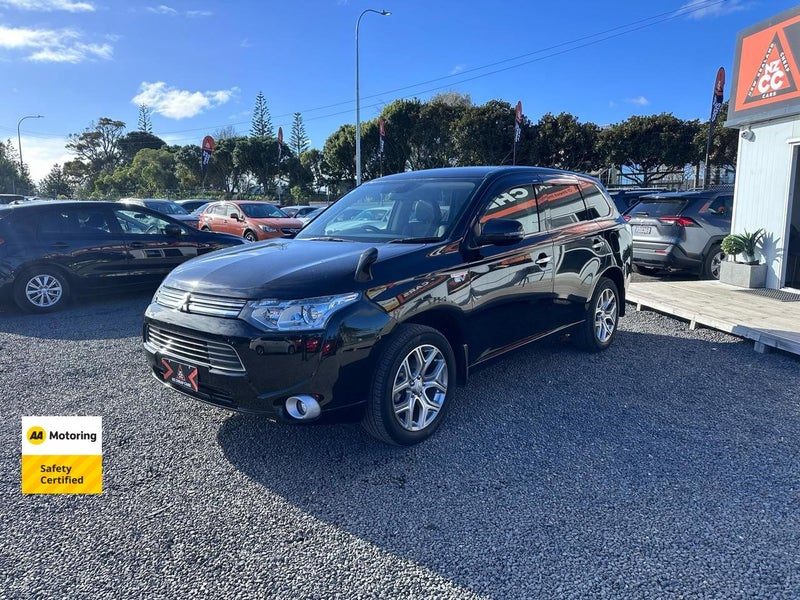 2013 Mitsubishi Outlander PHEV, photo 3