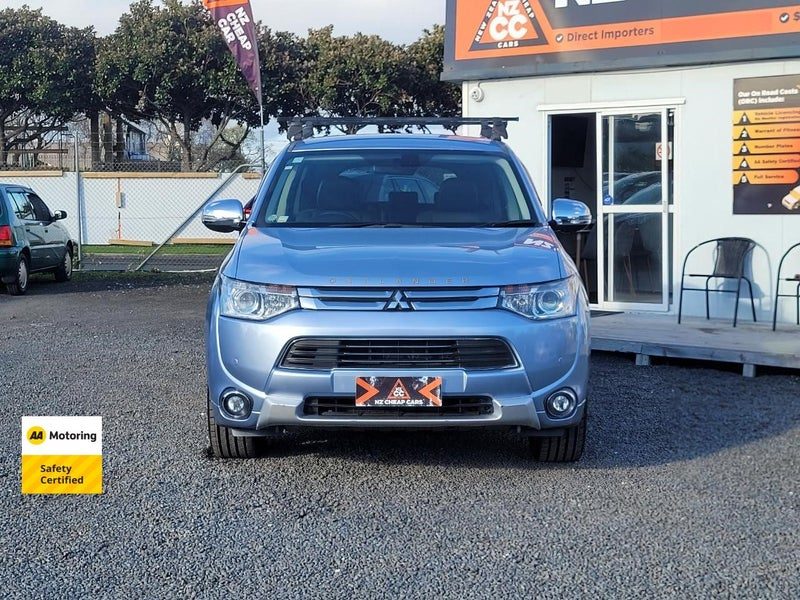 2015 Mitsubishi Outlander PHEV, photo 2