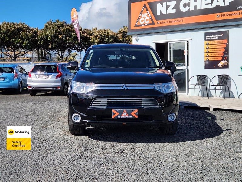 2013 Mitsubishi Outlander PHEV, photo 2