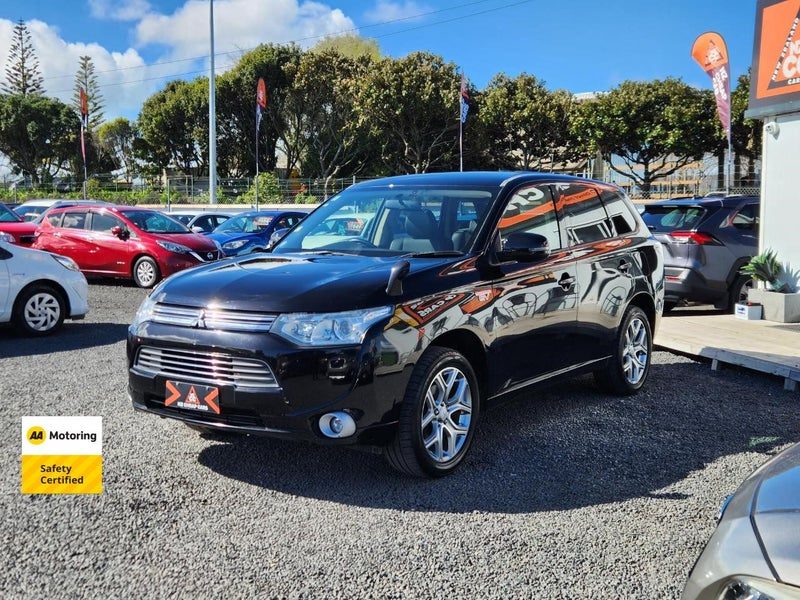 2013 Mitsubishi Outlander PHEV, photo 3