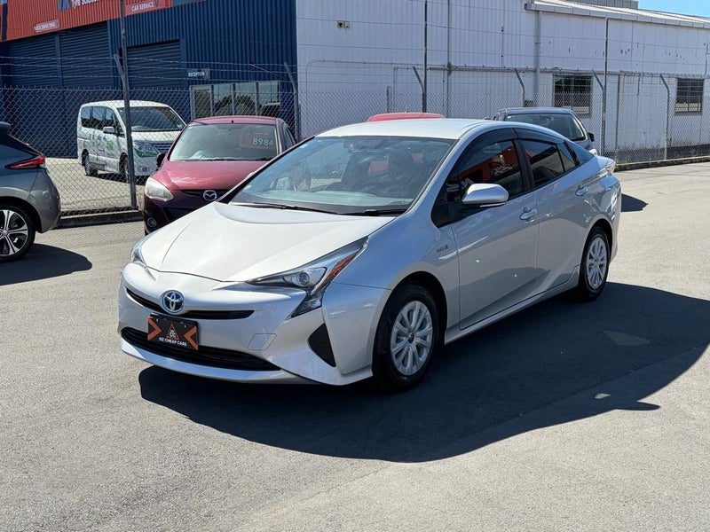 2017 Toyota Prius New shape Hybrid, photo 3