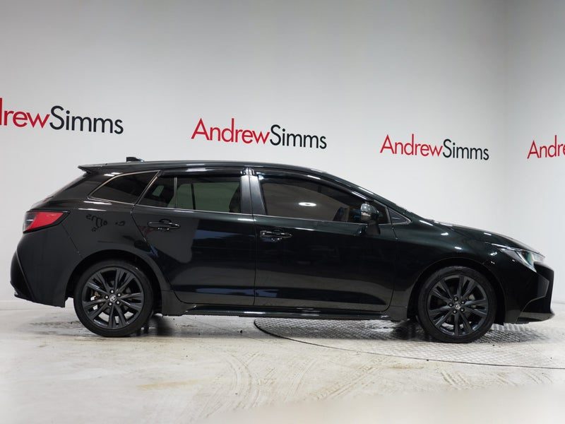2021 Toyota Corolla Hybrid Touring, photo 3