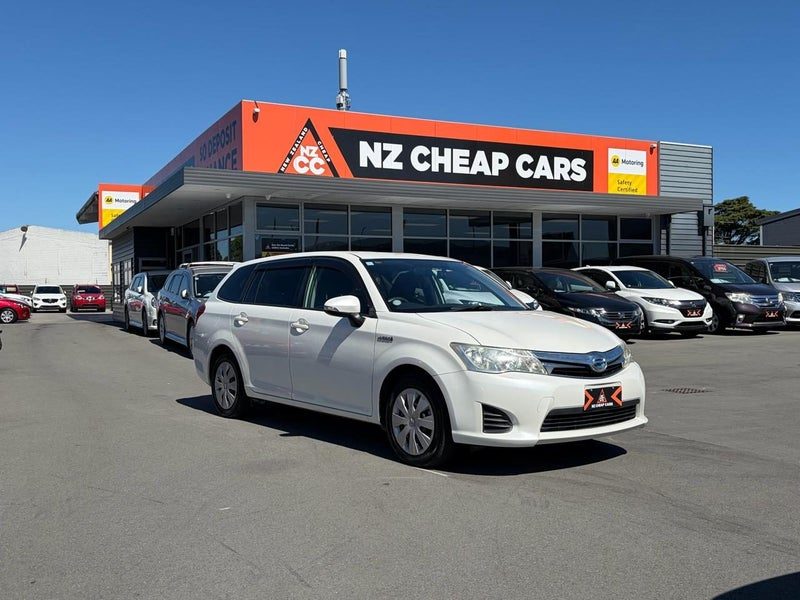 2014 Toyota Corolla Fielder Hybrid