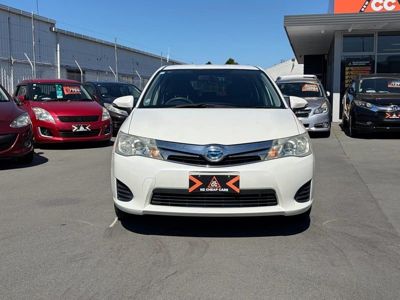 2014 Toyota Corolla Fielder Hybrid, photo 2