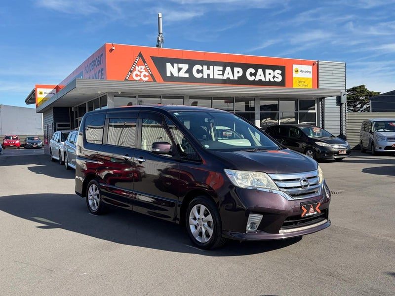 2012 Nissan Serena 7 SEATER
