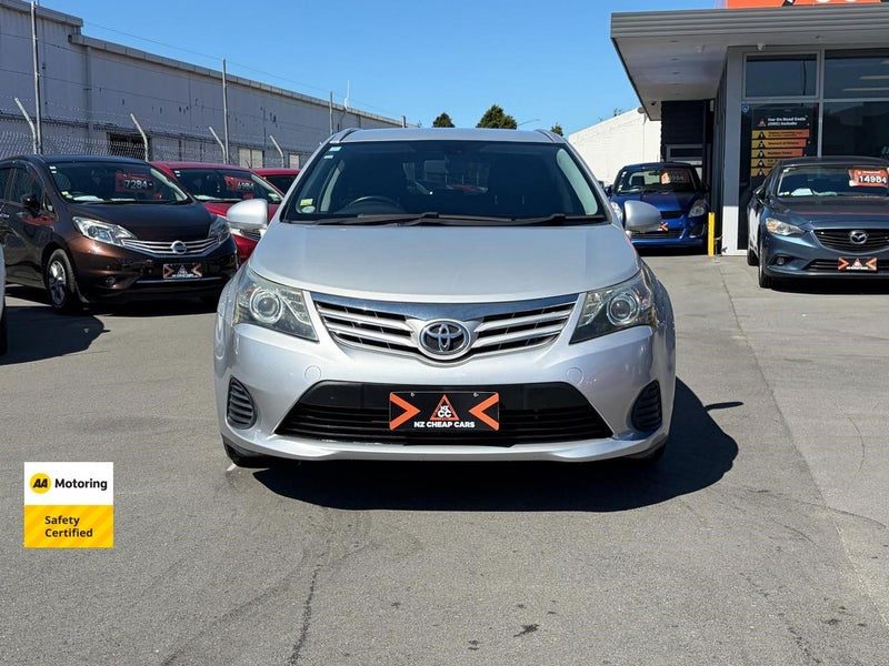 2013 Toyota Avensis, photo 2