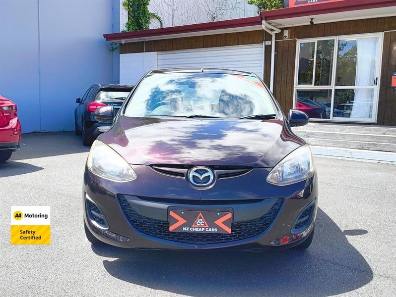 2012 Mazda Demio, photo 2