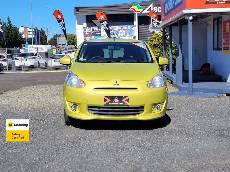 2012 Mitsubishi Mirage, photo 2