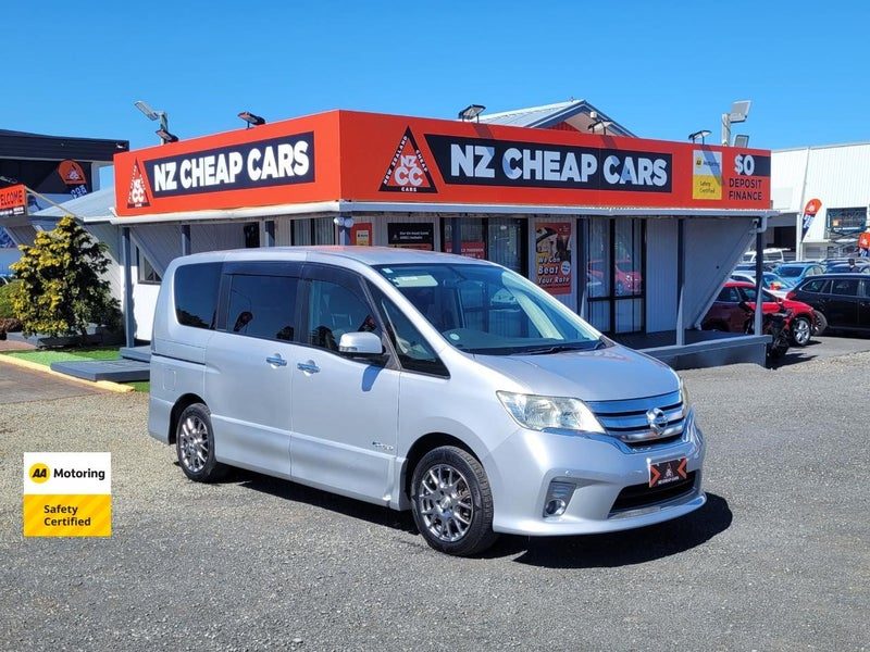 2012 Nissan Serena 7 Seater Hybrid