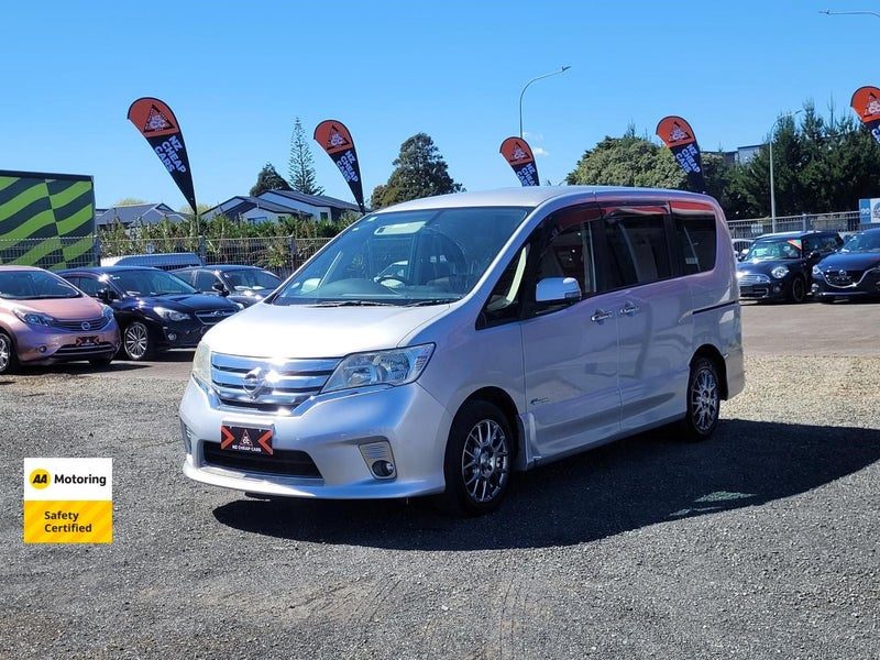 2012 Nissan Serena 7 Seater Hybrid, photo 3