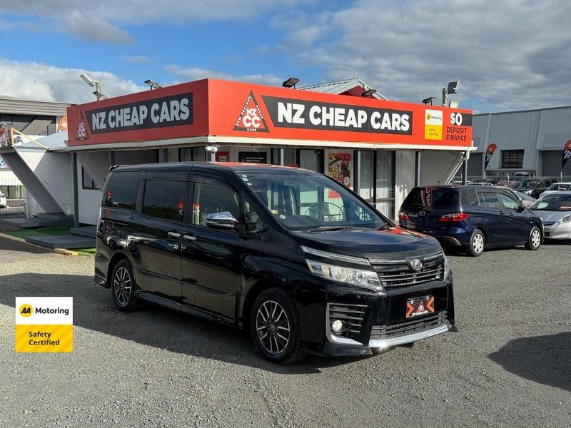 2015 Toyota Voxy 7 Seats