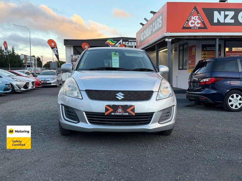 2015 Suzuki Swift, photo 2