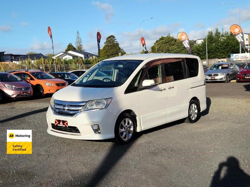 2012 Nissan Serena 7 SEATER, photo 3